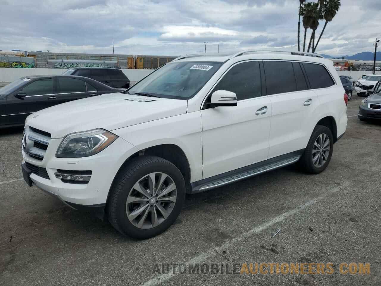 4JGDF2EE9FA534919 MERCEDES-BENZ GL-CLASS 2015