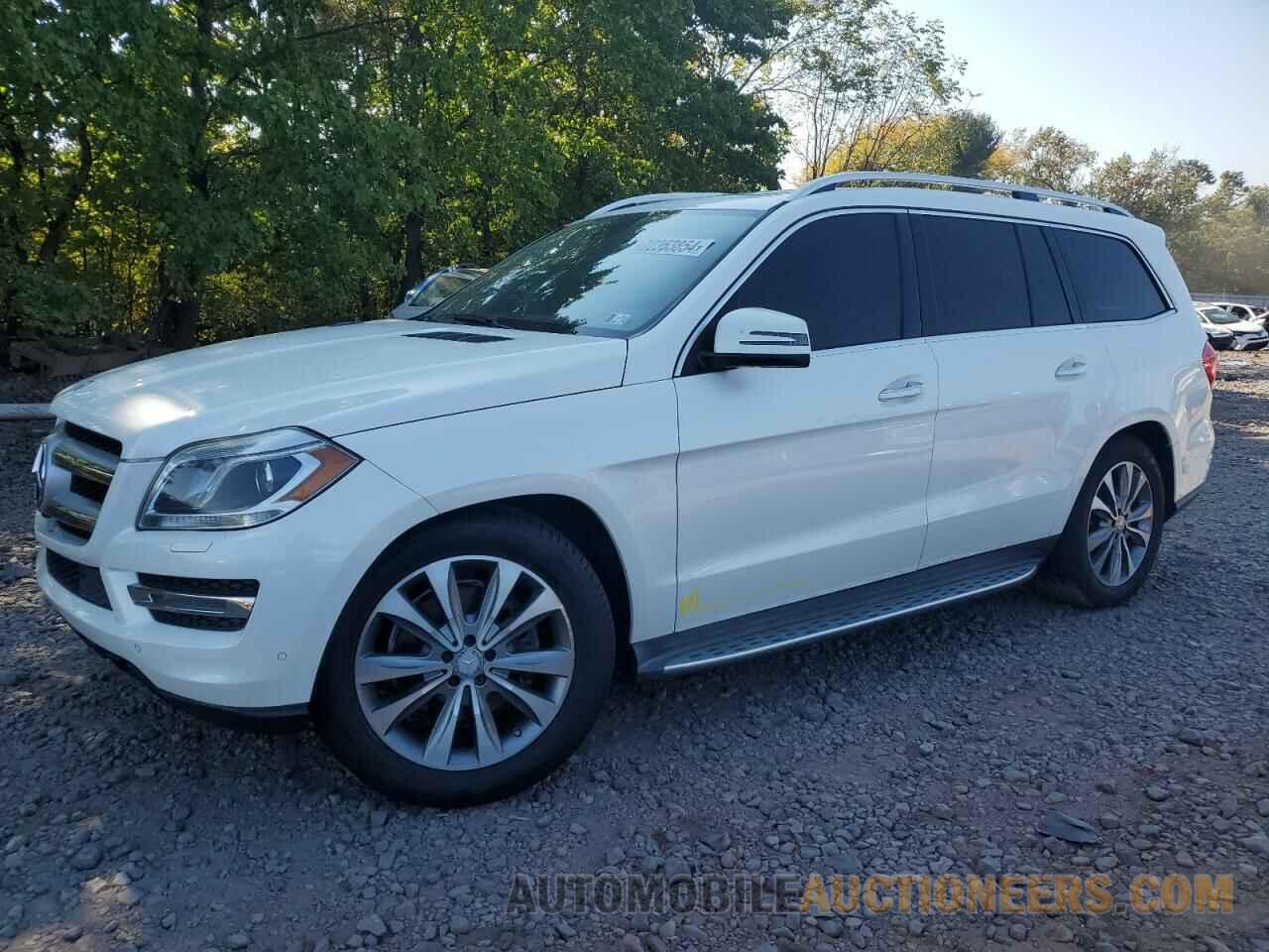 4JGDF2EE9FA569833 MERCEDES-BENZ GL-CLASS 2015