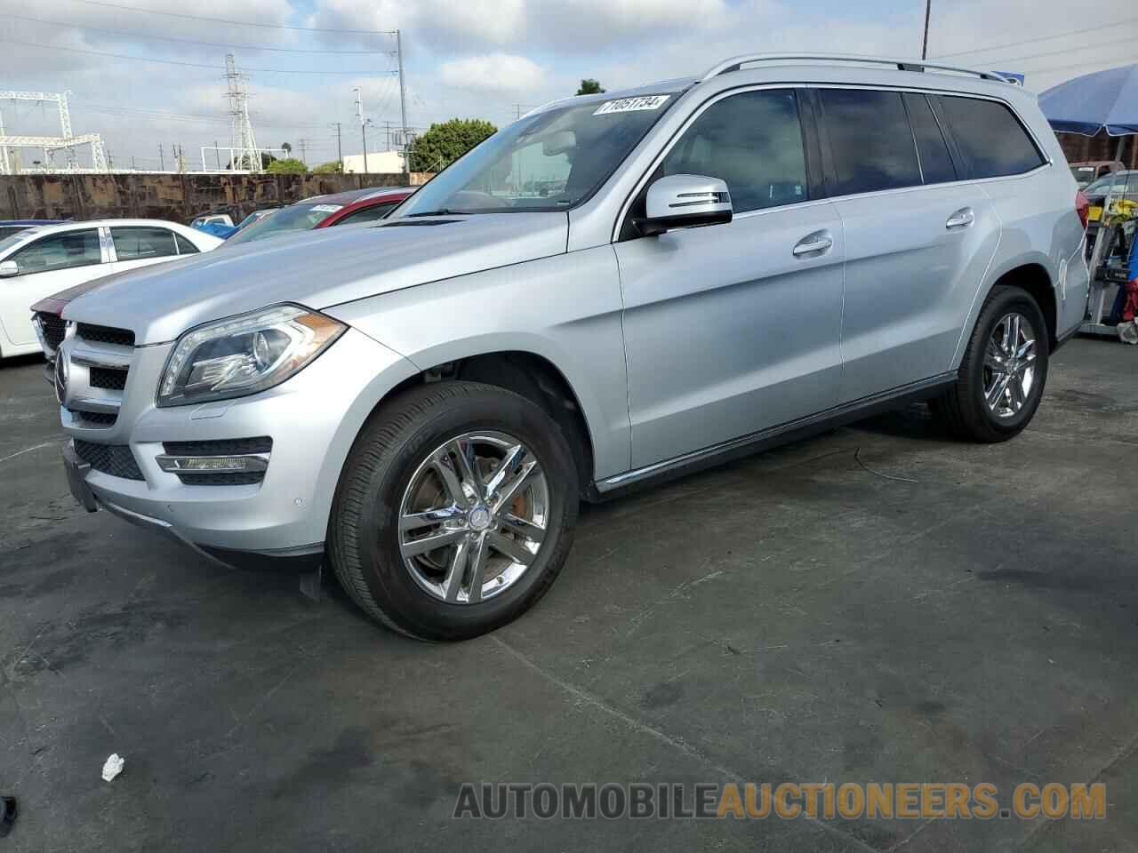 4JGDF2EEXDA234318 MERCEDES-BENZ GL-CLASS 2013