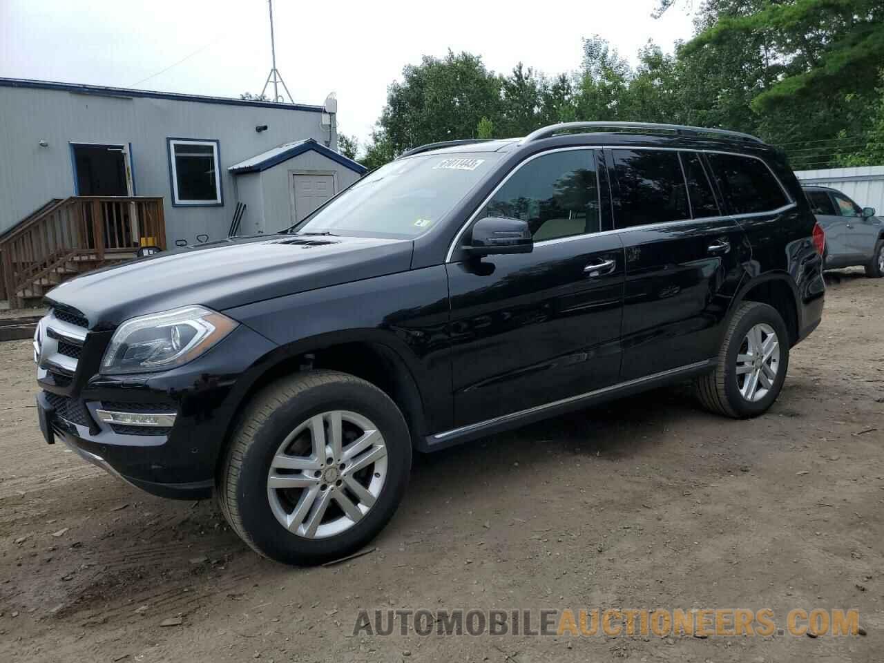 4JGDF2EEXFA488050 MERCEDES-BENZ GL-CLASS 2015