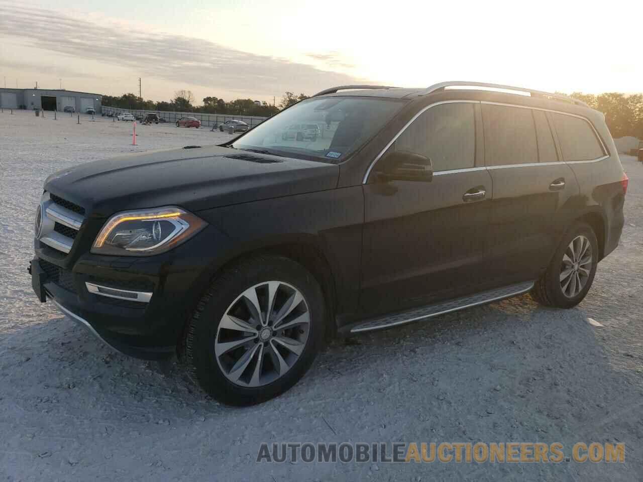 4JGDF2EEXFA564978 MERCEDES-BENZ GL-CLASS 2015