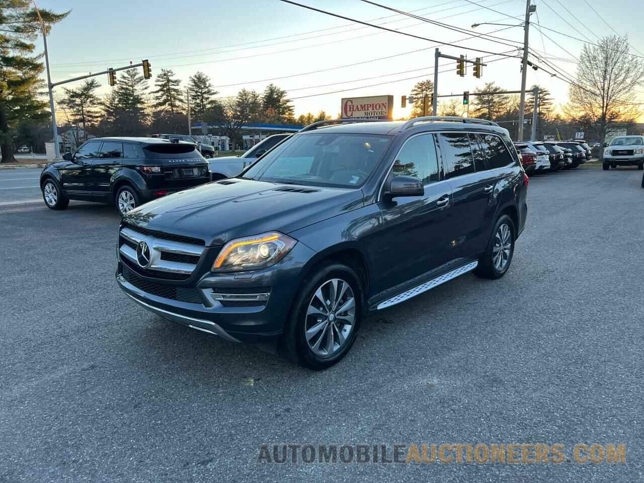 4JGDF2EEXGA682823 MERCEDES-BENZ GL-CLASS 2016