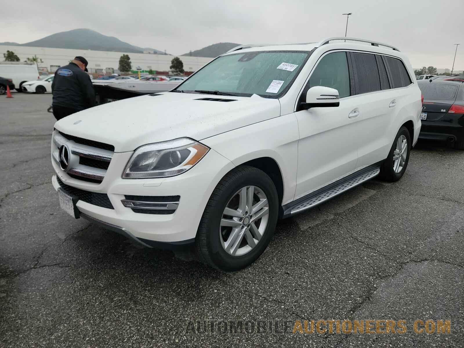 4JGDF6EE2FA446236 Mercedes-Benz GL 2015