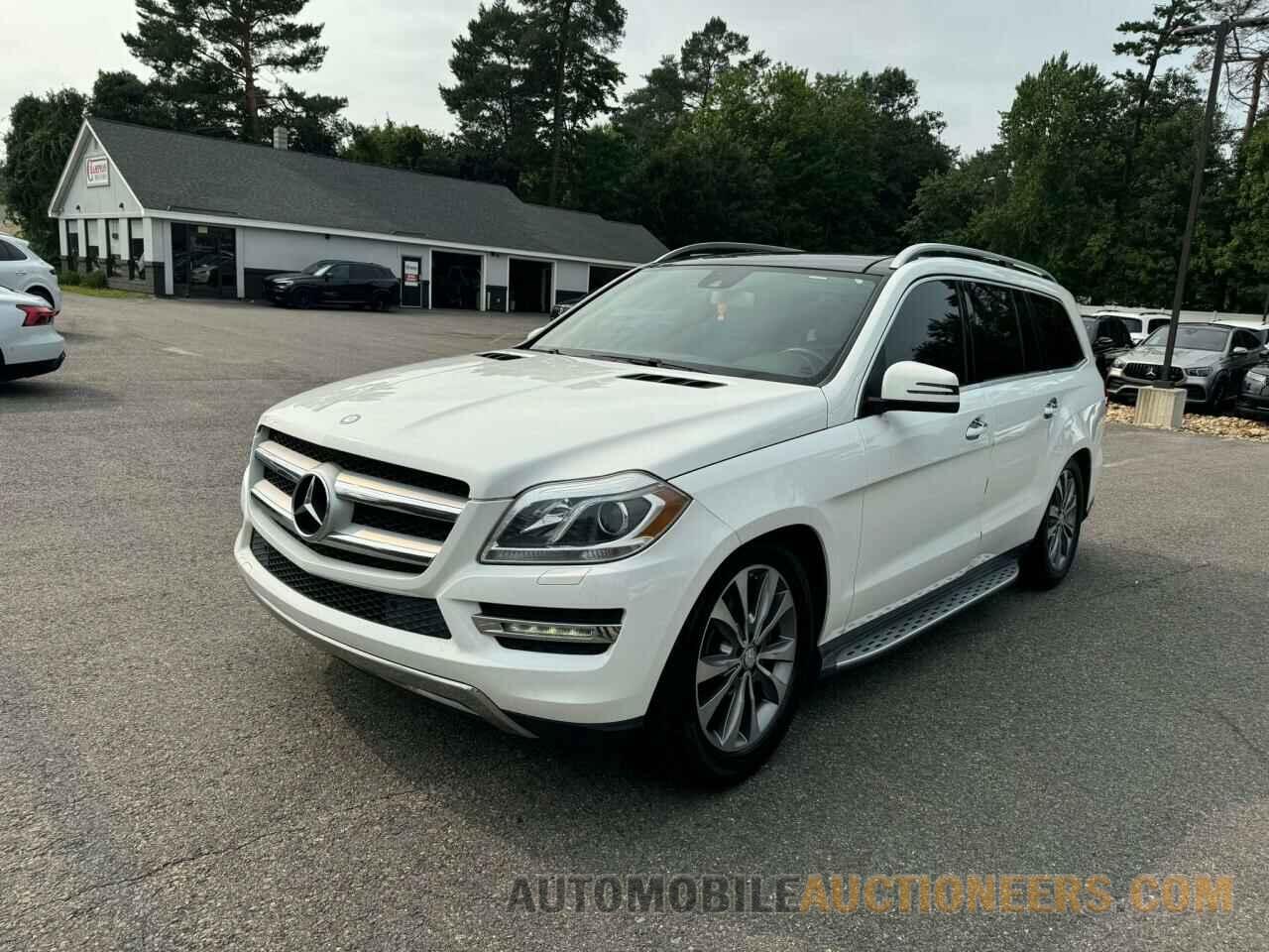 4JGDF6EE3GA621305 MERCEDES-BENZ GL-CLASS 2016