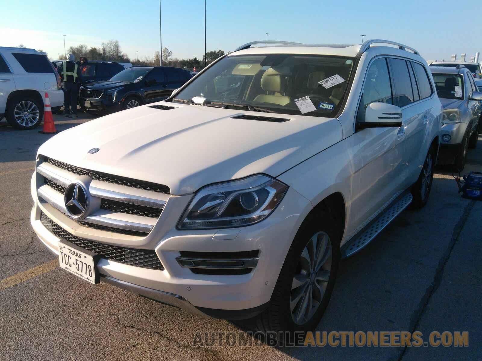 4JGDF6EE5FA487119 Mercedes-Benz GL-Class 2015