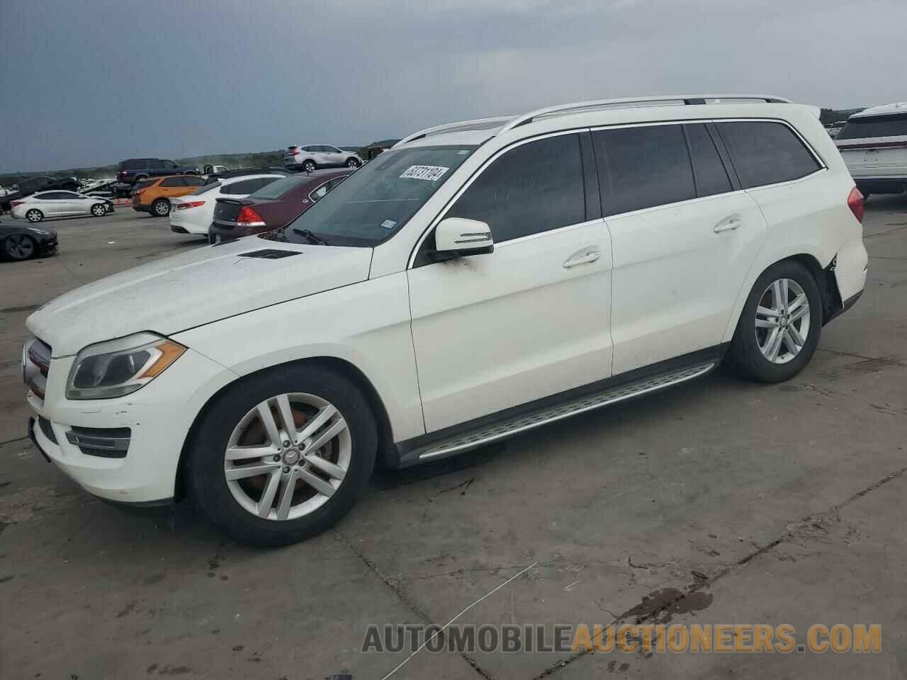 4JGDF6EE6FA464657 MERCEDES-BENZ GL-CLASS 2015