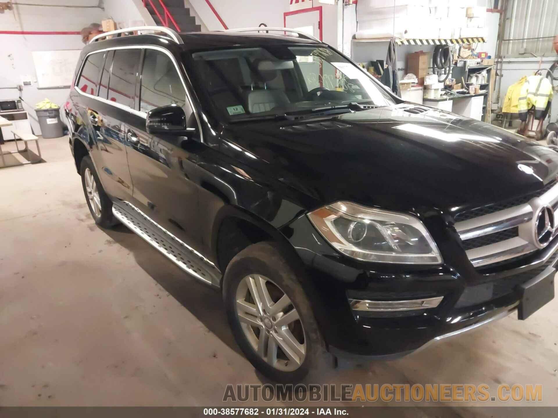 4JGDF6EE6FA466053 MERCEDES-BENZ GL 450 2015