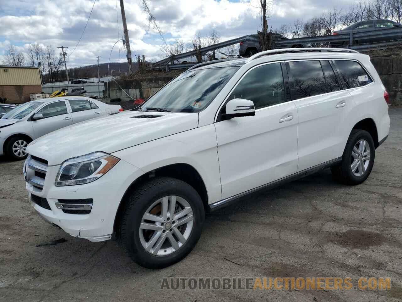 4JGDF6EE6FA563608 MERCEDES-BENZ GL-CLASS 2015