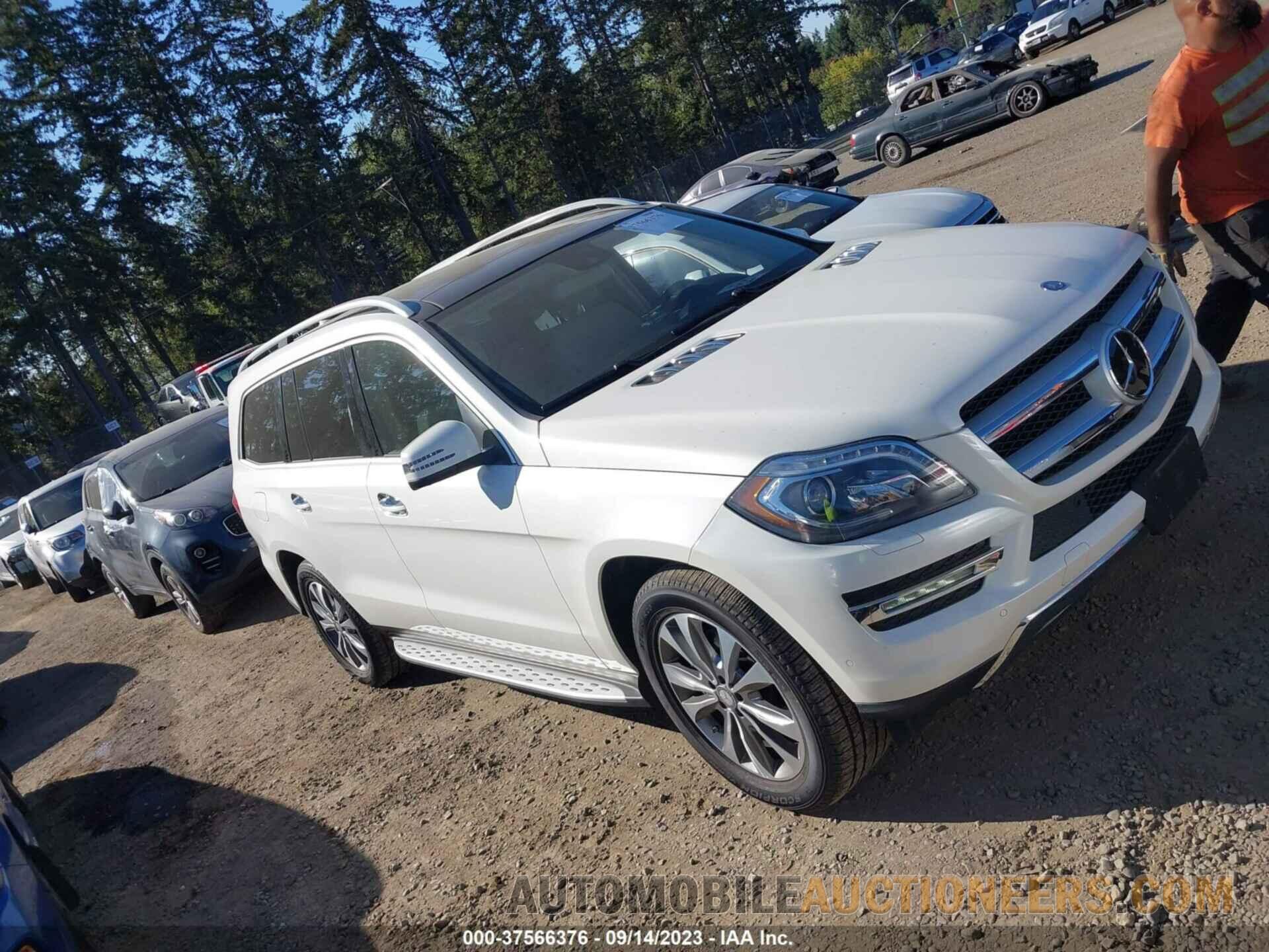 4JGDF6EE8FA516919 MERCEDES-BENZ GL-CLASS 2015