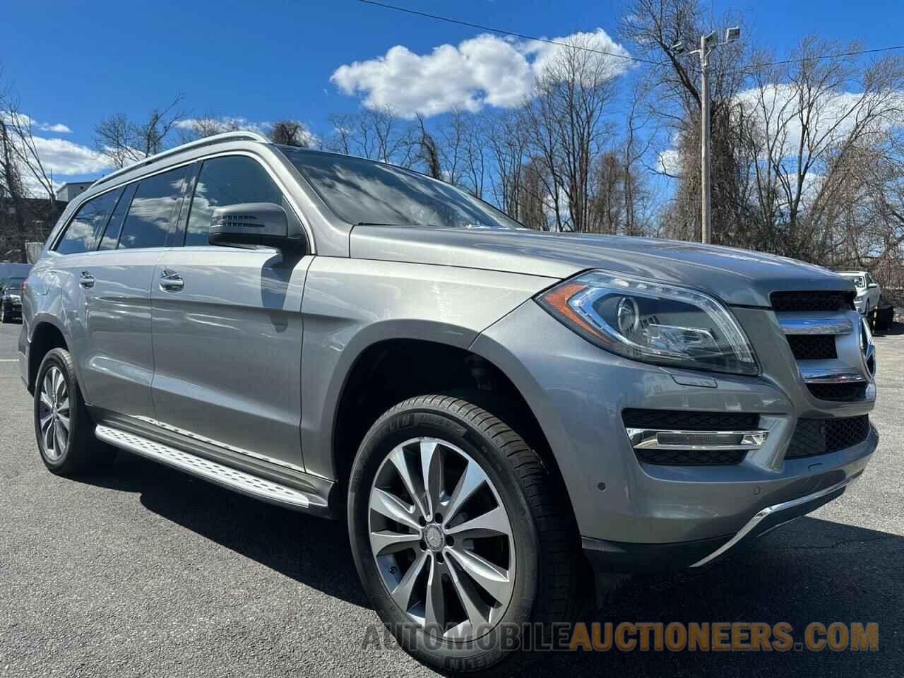 4JGDF6EE8GA62790X MERCEDES-BENZ GL-CLASS 2016