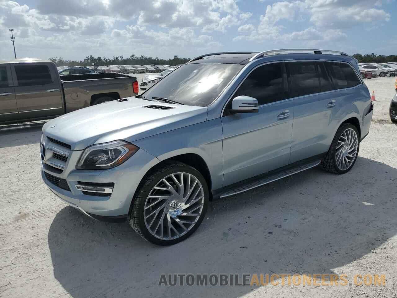 4JGDF6EE8GA667762 MERCEDES-BENZ GL-CLASS 2016