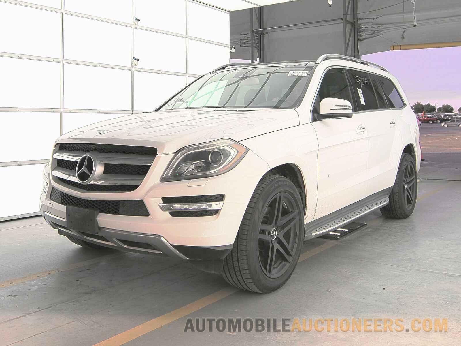 4JGDF6EE9GA627383 Mercedes-Benz GL 2016