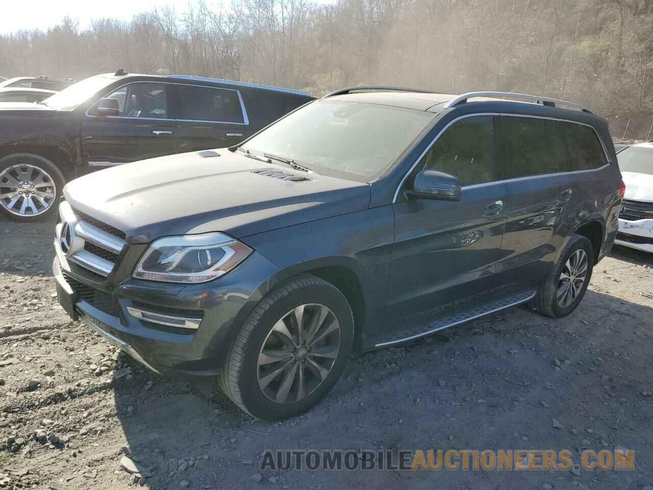 4JGDF7CE1DA199815 MERCEDES-BENZ GL-CLASS 2013