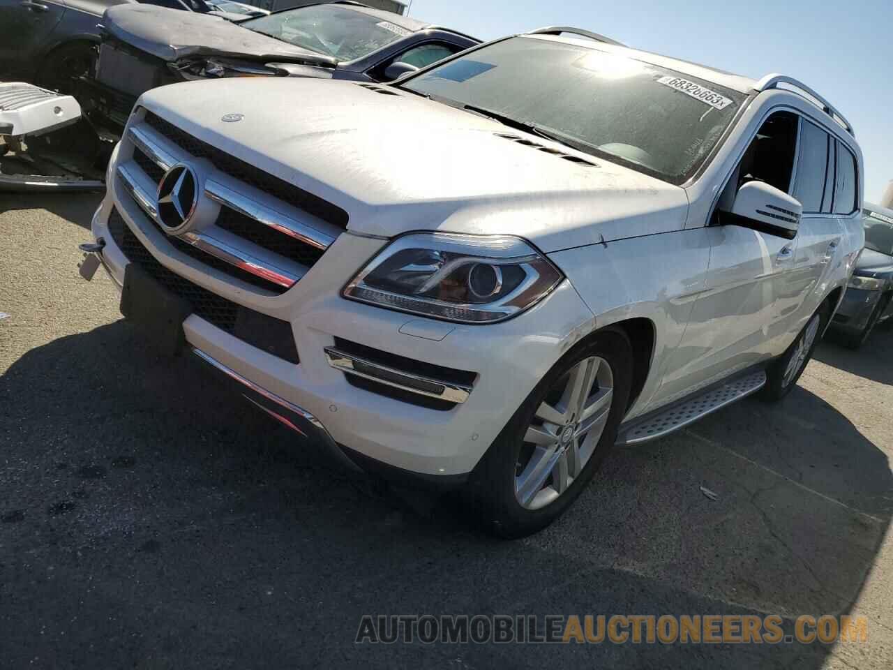 4JGDF7CE2DA256331 MERCEDES-BENZ GL-CLASS 2013