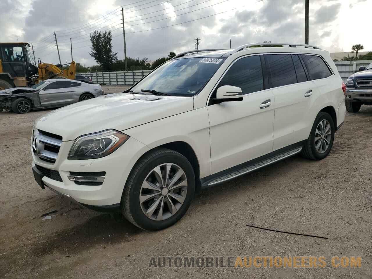 4JGDF7CE4DA167649 MERCEDES-BENZ GL-CLASS 2013