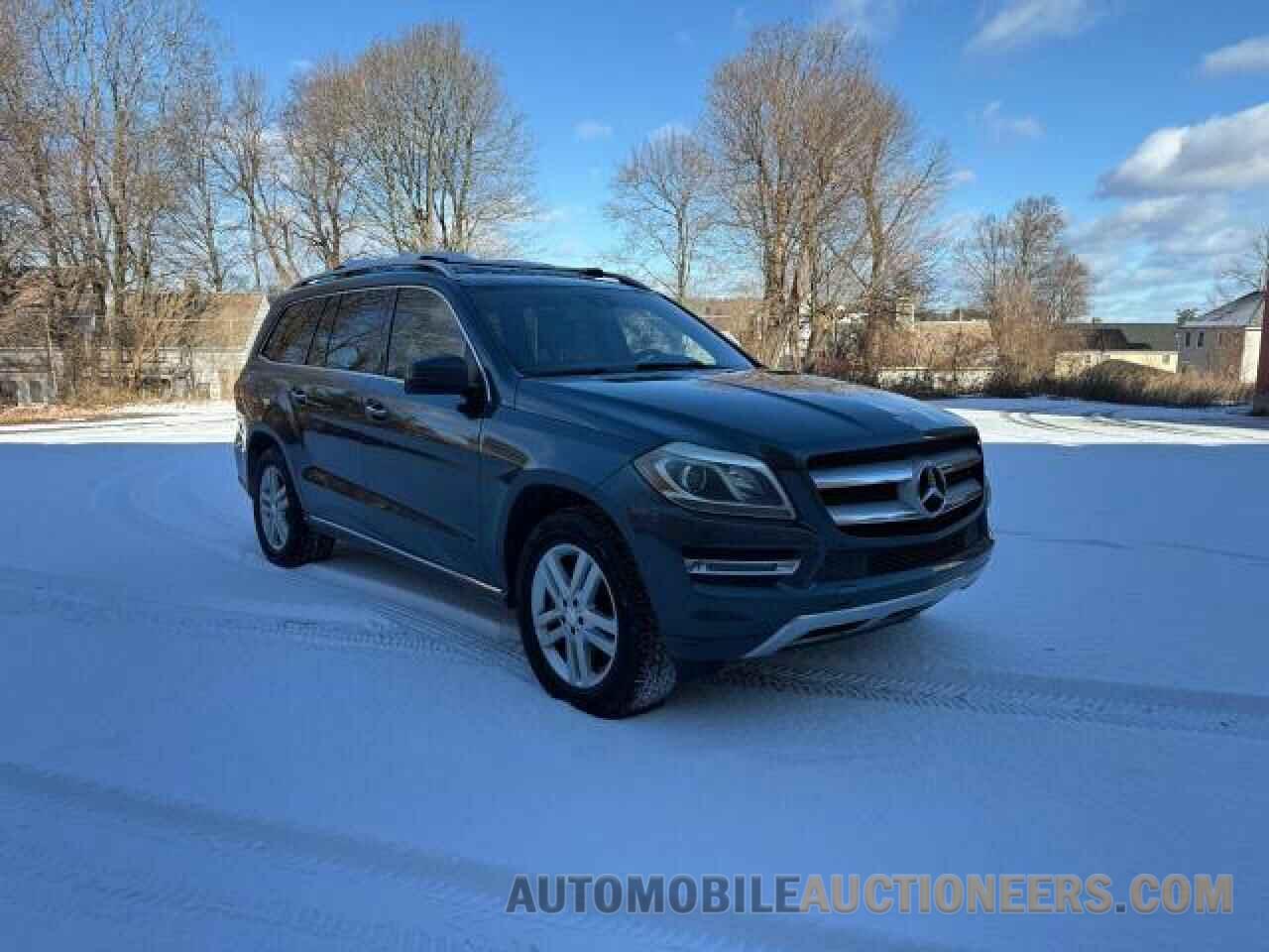 4JGDF7CE4DA261241 MERCEDES-BENZ GL-CLASS 2013