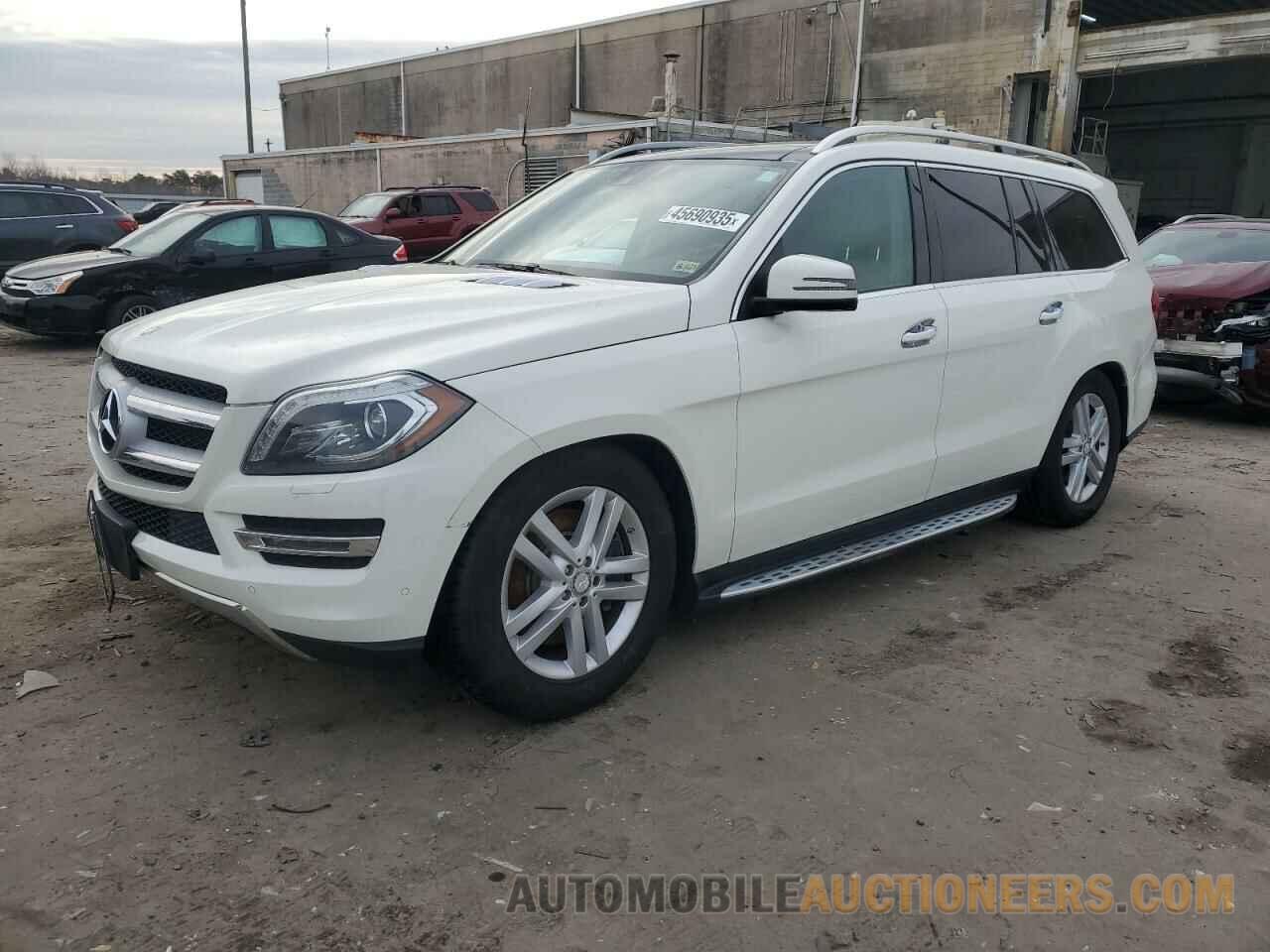 4JGDF7CE6DA245008 MERCEDES-BENZ GL-CLASS 2013