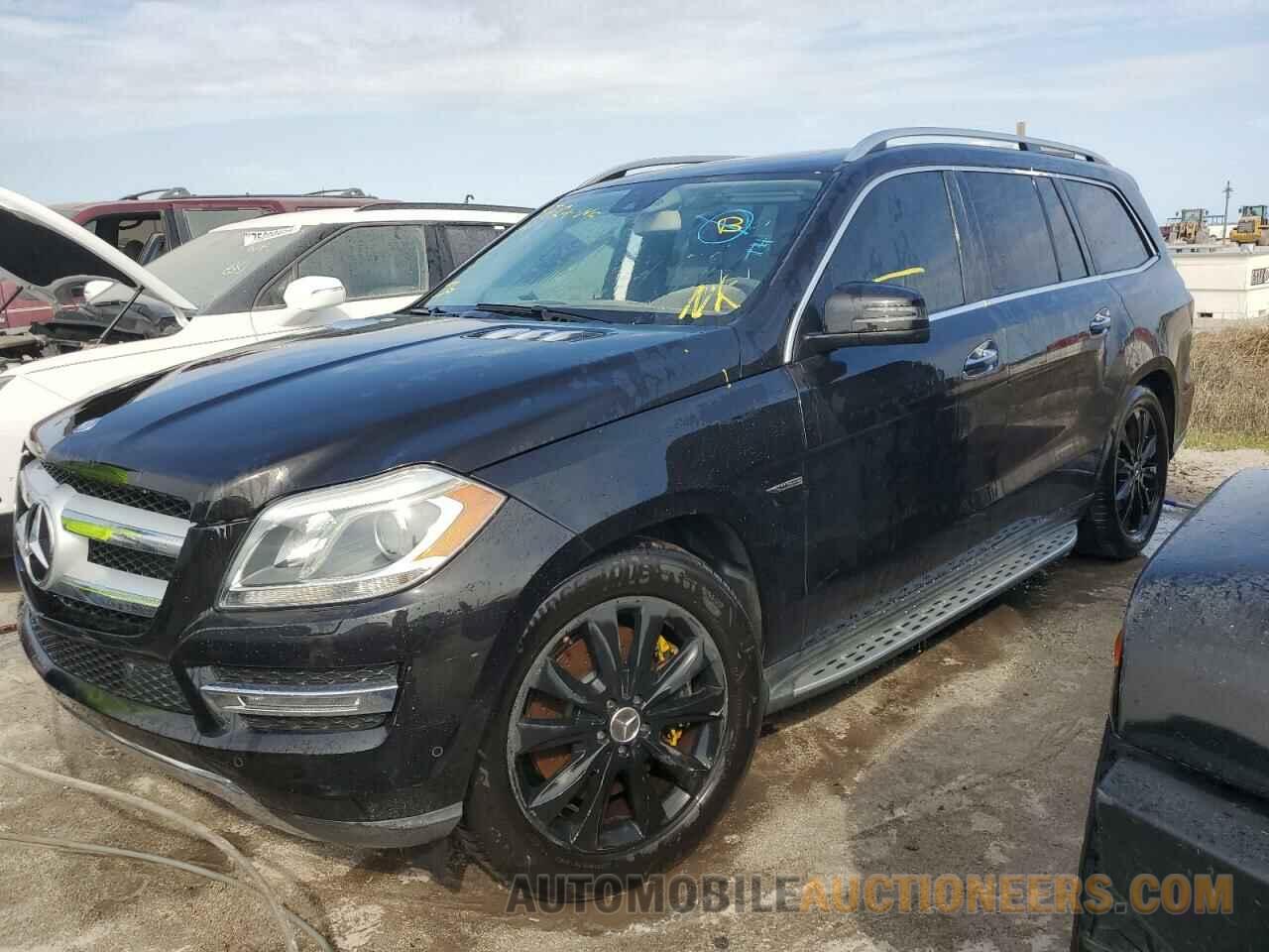 4JGDF7CE7DA191704 MERCEDES-BENZ GL-CLASS 2013