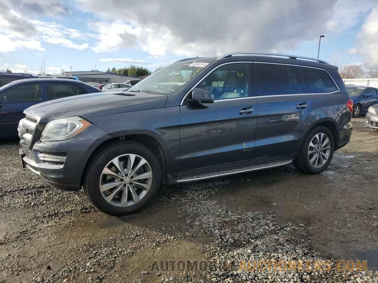 4JGDF7CE9DA264944 MERCEDES-BENZ GL-CLASS 2013