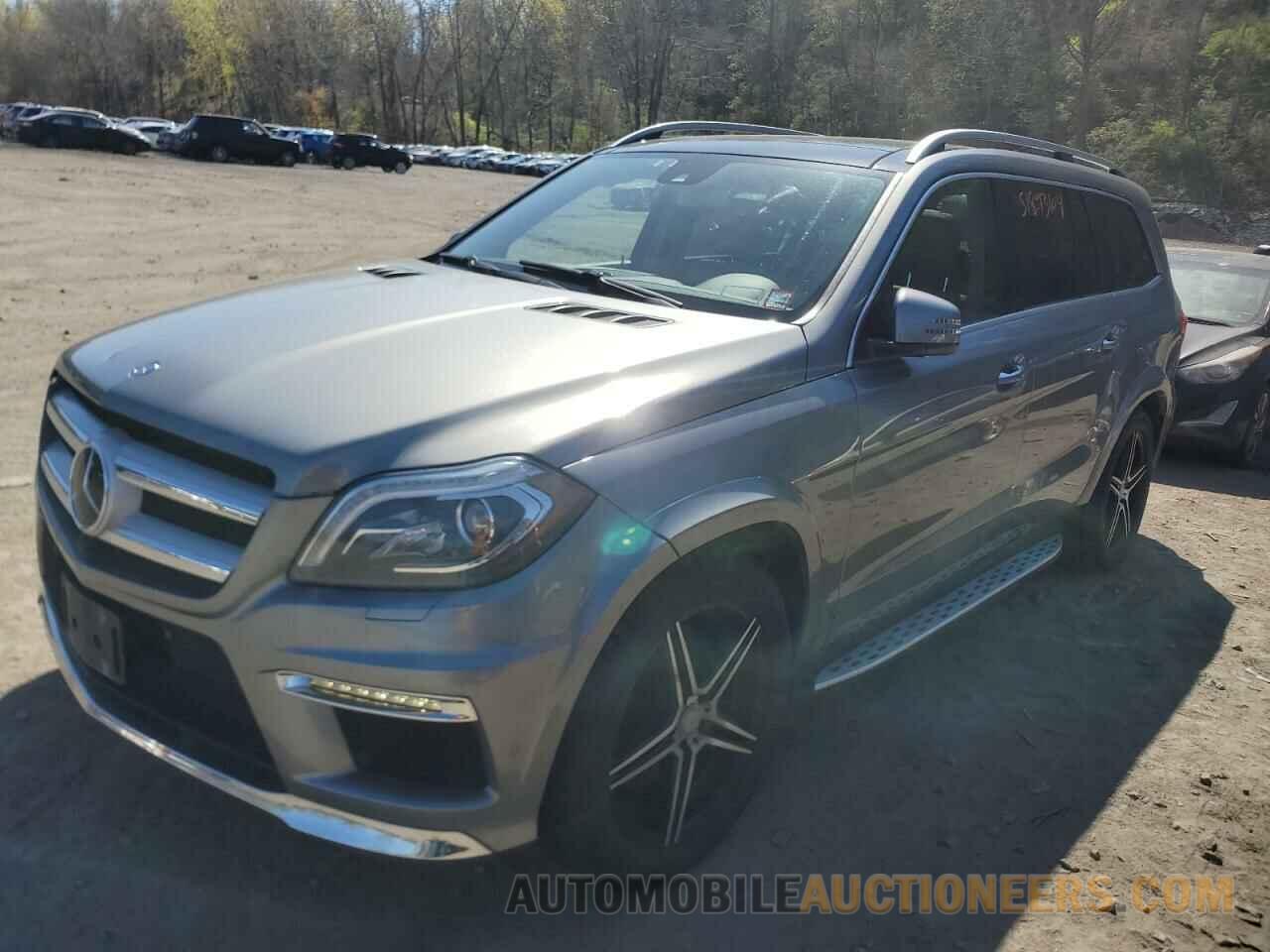 4JGDF7DE2FA488946 MERCEDES-BENZ GL-CLASS 2015