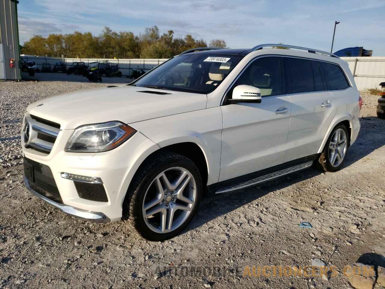 4JGDF7DE2FA532329 MERCEDES-BENZ GL-CLASS 2015