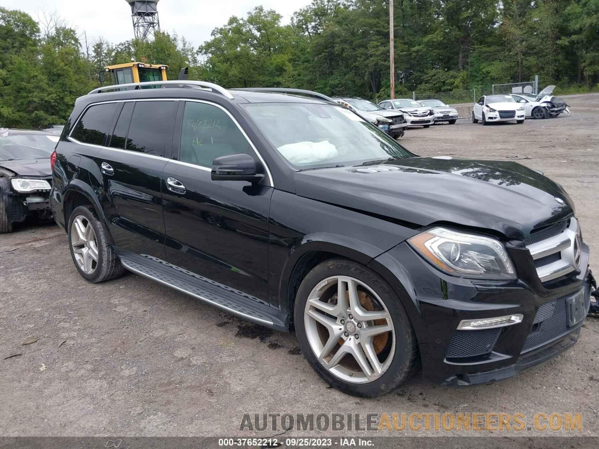 4JGDF7DE2FA543332 MERCEDES-BENZ GL-CLASS 2015