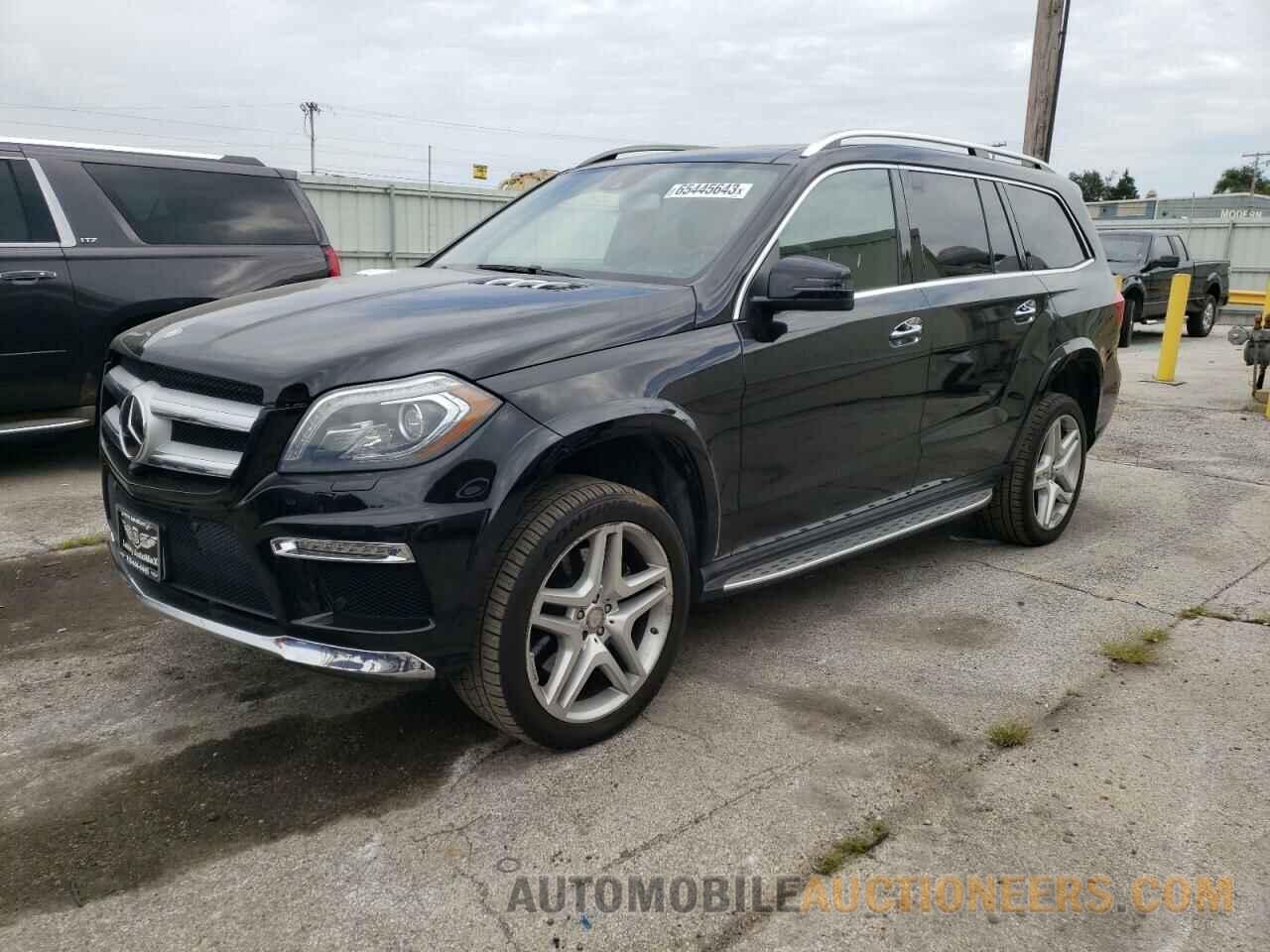 4JGDF7DE2FA548885 MERCEDES-BENZ GL-CLASS 2015