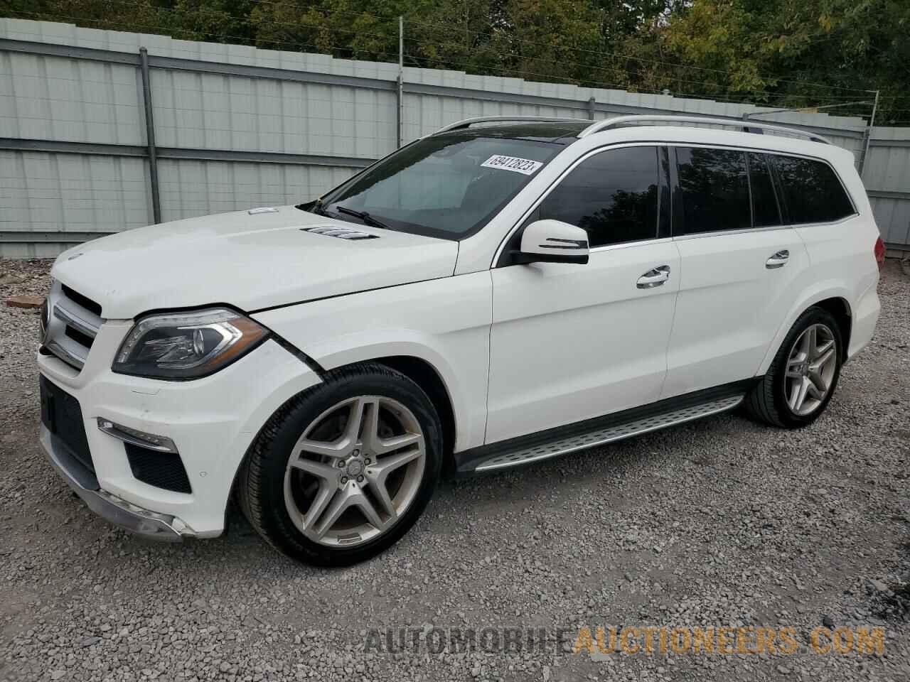 4JGDF7DE2GA704621 MERCEDES-BENZ GL-CLASS 2016