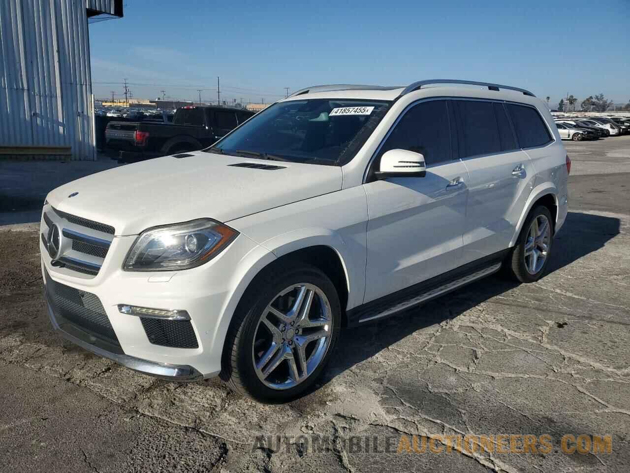 4JGDF7DE3FA441182 MERCEDES-BENZ GL-CLASS 2015