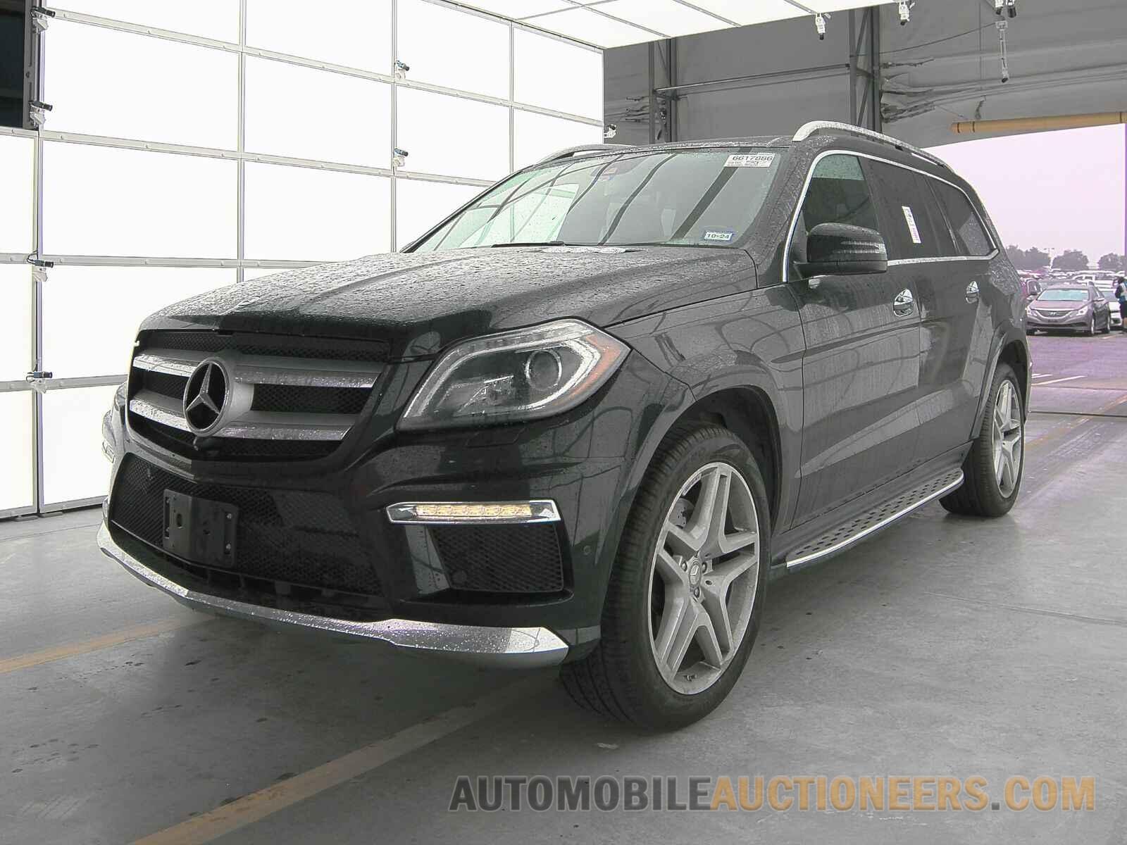 4JGDF7DE3FA533165 Mercedes-Benz GL-Class 2015