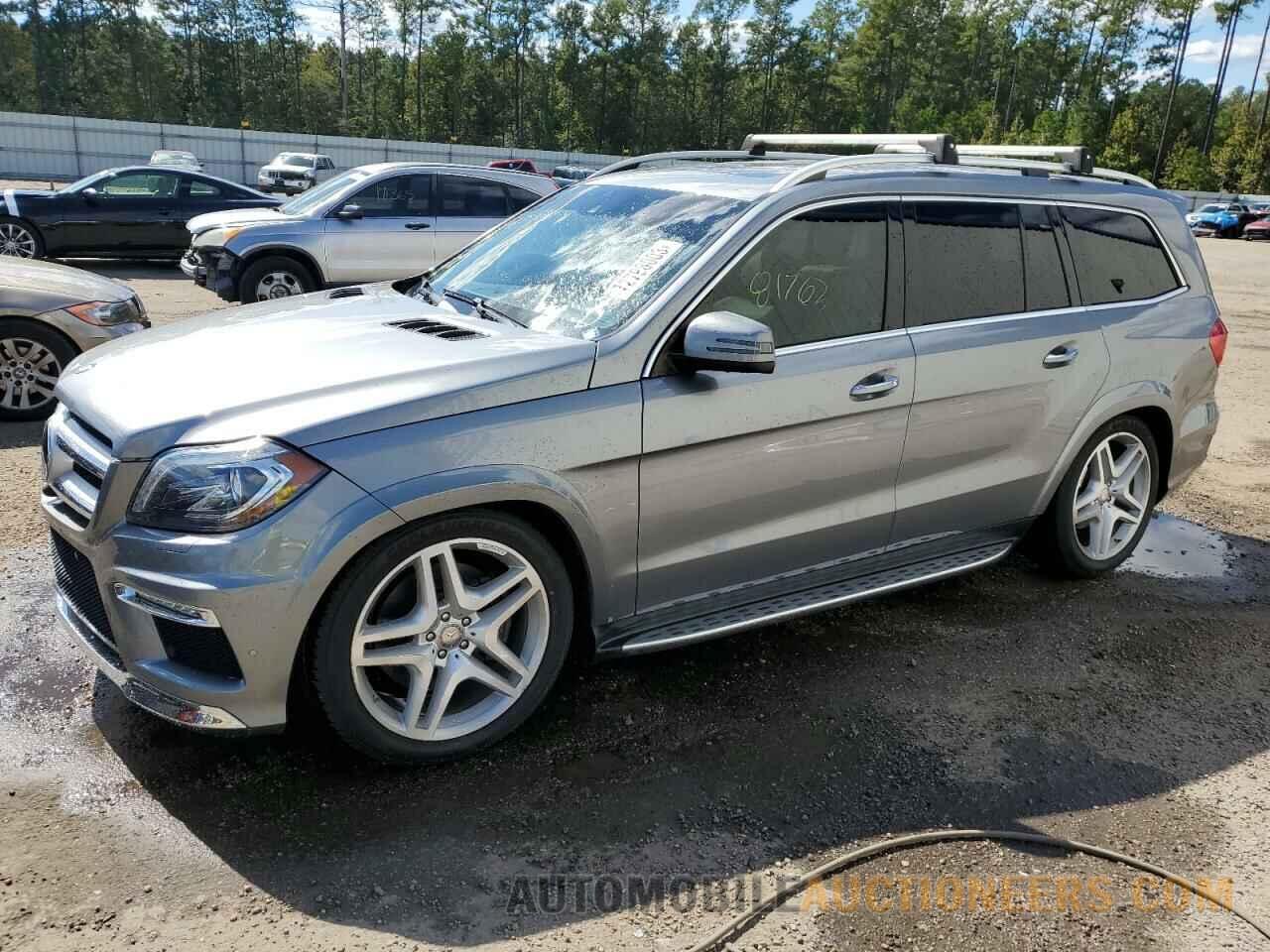 4JGDF7DE3FA556431 MERCEDES-BENZ GL-CLASS 2015