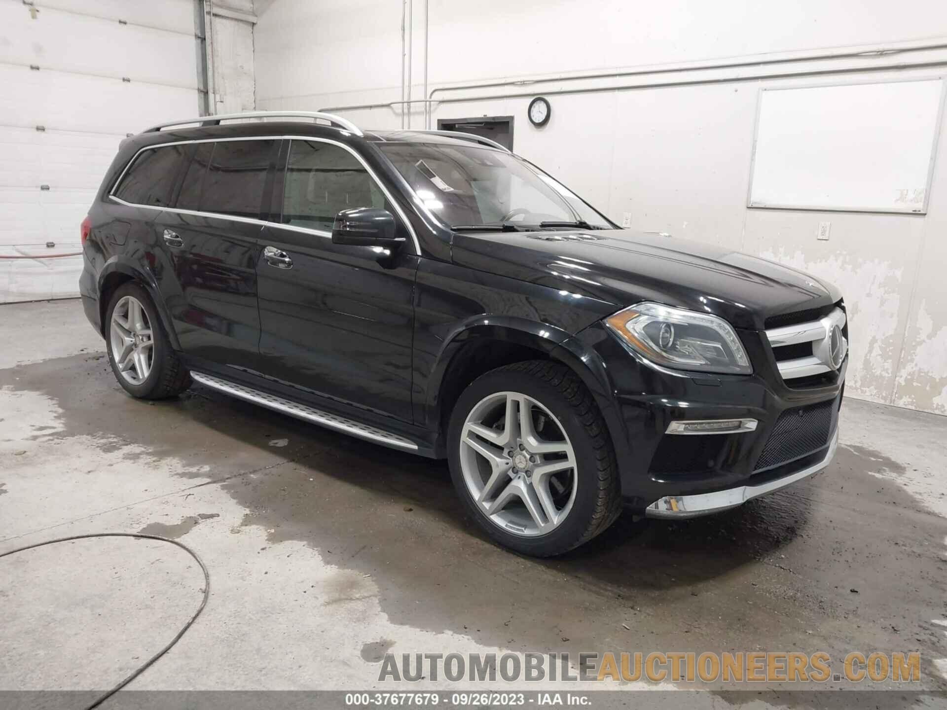 4JGDF7DE6FA548212 MERCEDES-BENZ GL-CLASS 2015