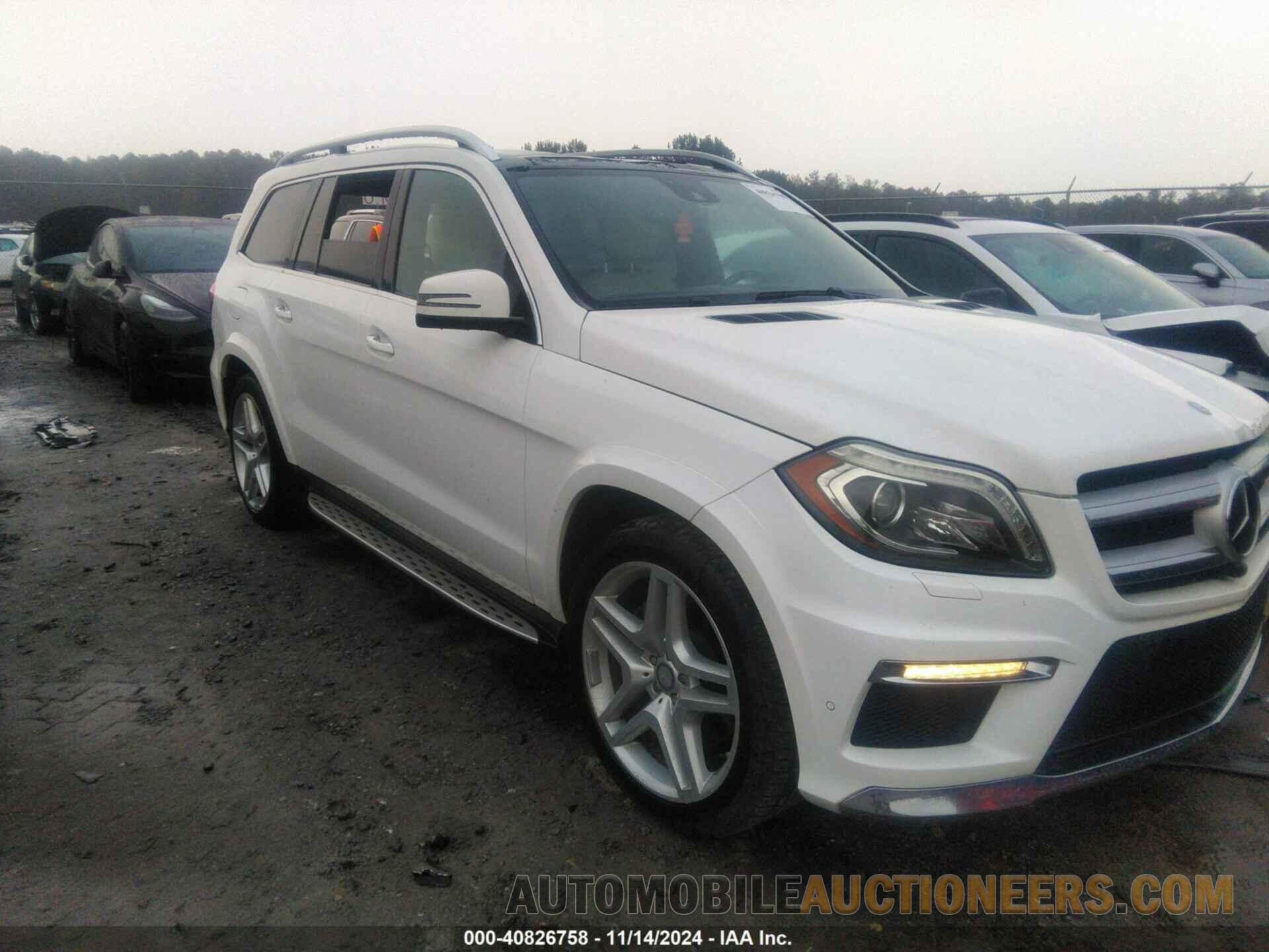 4JGDF7DE8FA461797 MERCEDES-BENZ GL 550 2015