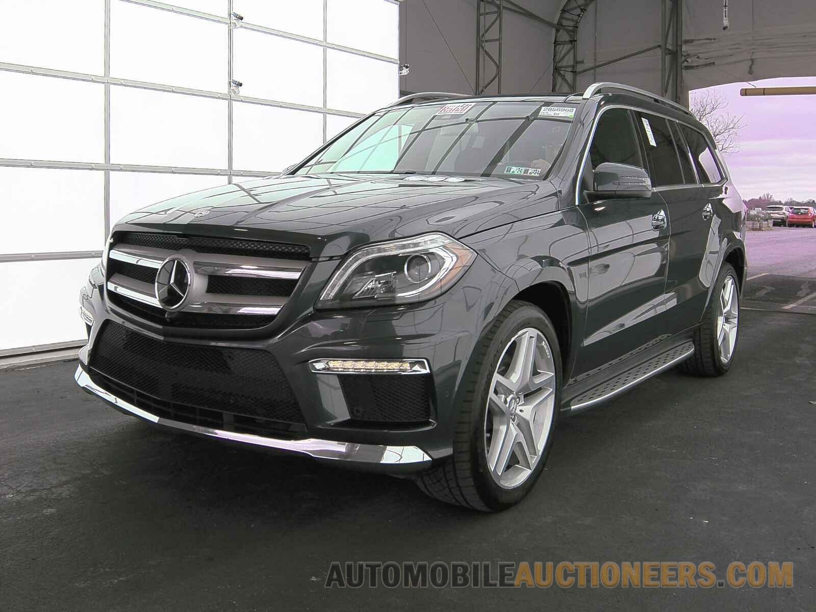 4JGDF7DE8FA531153 Mercedes-Benz GL-Class 2015