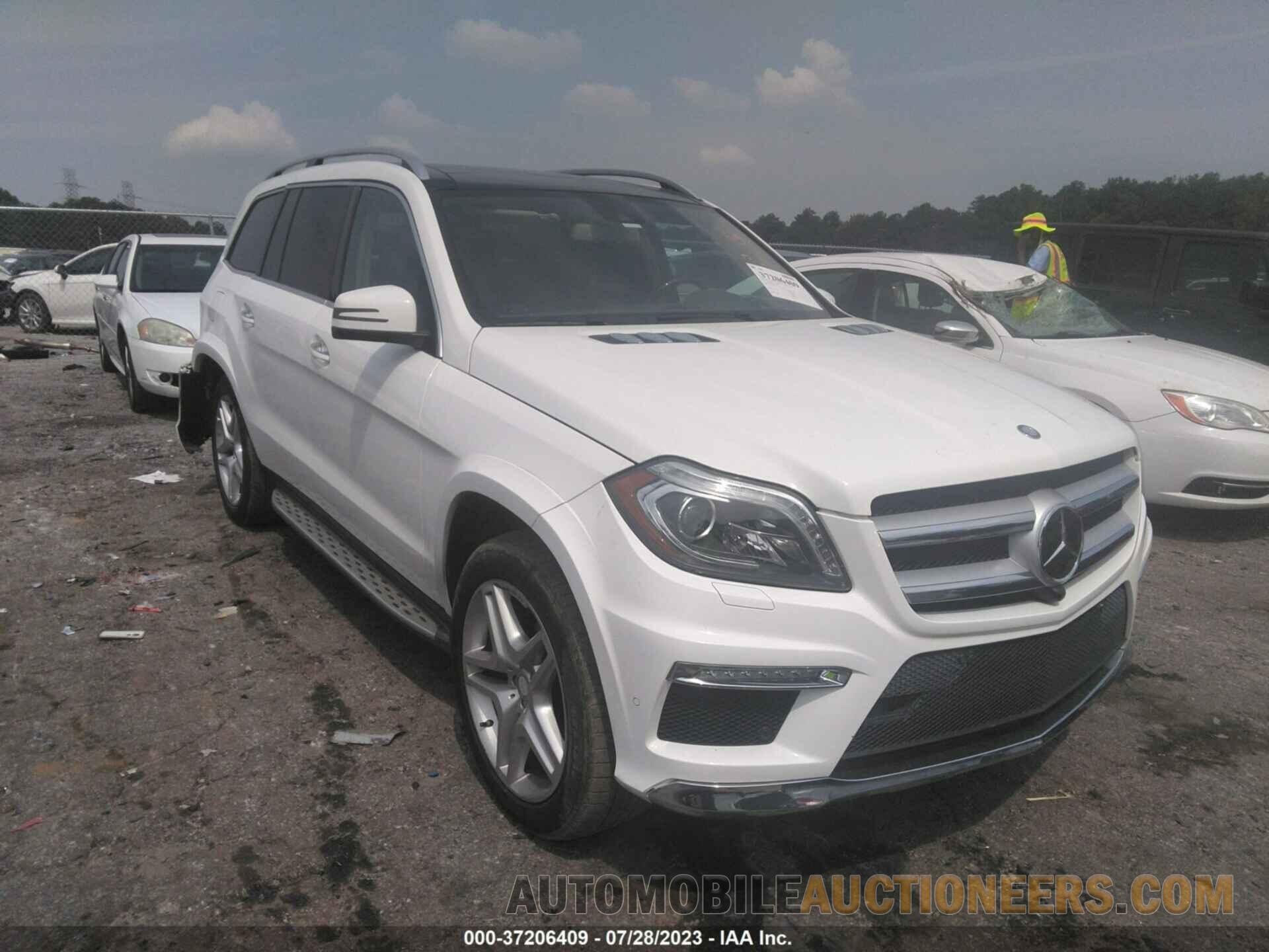 4JGDF7DE8FA544940 MERCEDES-BENZ GL-CLASS 2015