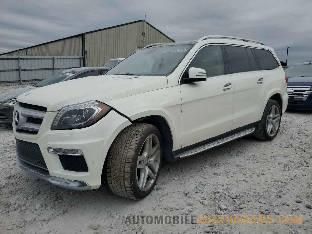 4JGDF7DE9FA467835 MERCEDES-BENZ GL-CLASS 2015