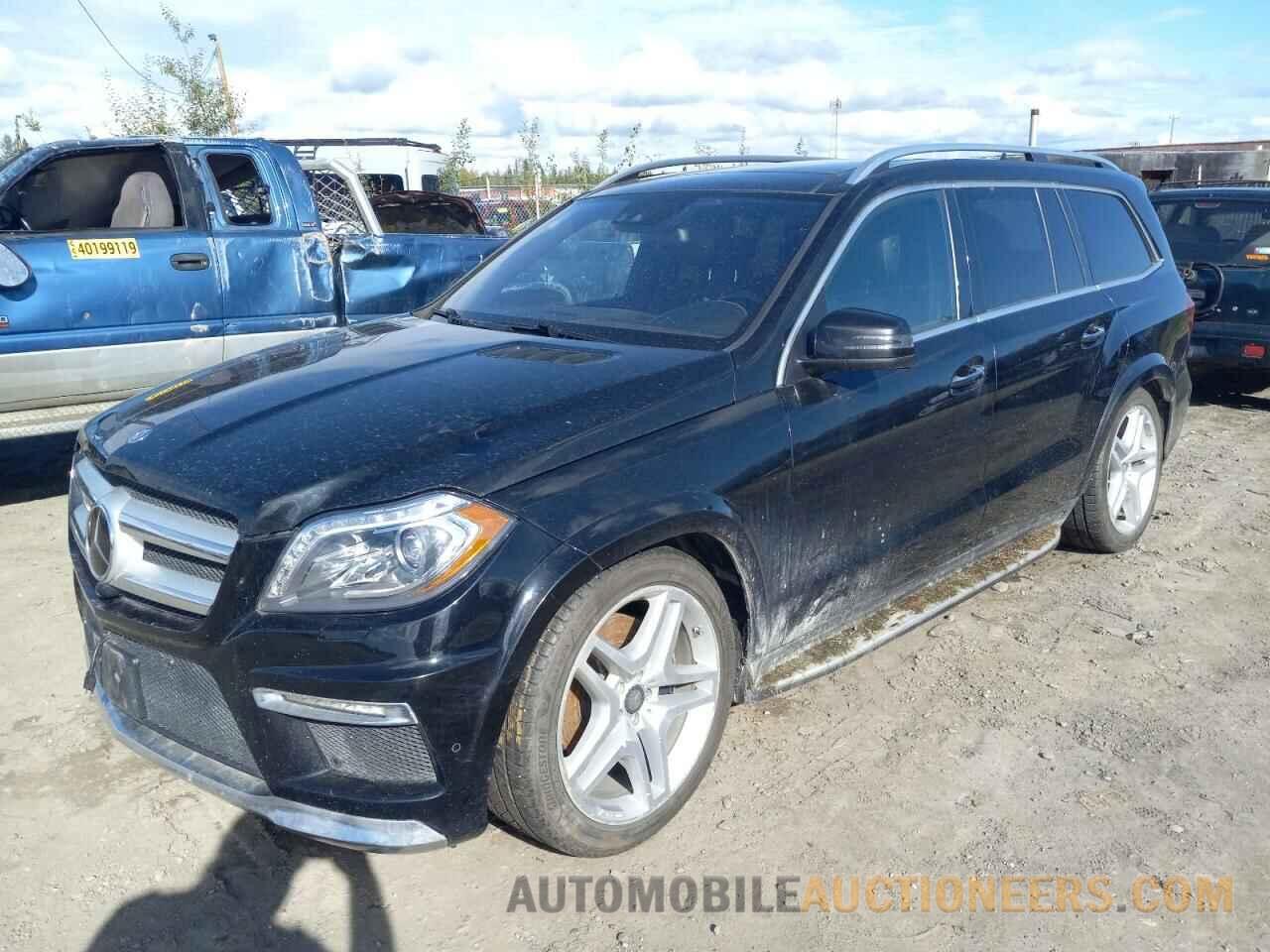 4JGDF7DE9FA568664 MERCEDES-BENZ GL-CLASS 2015