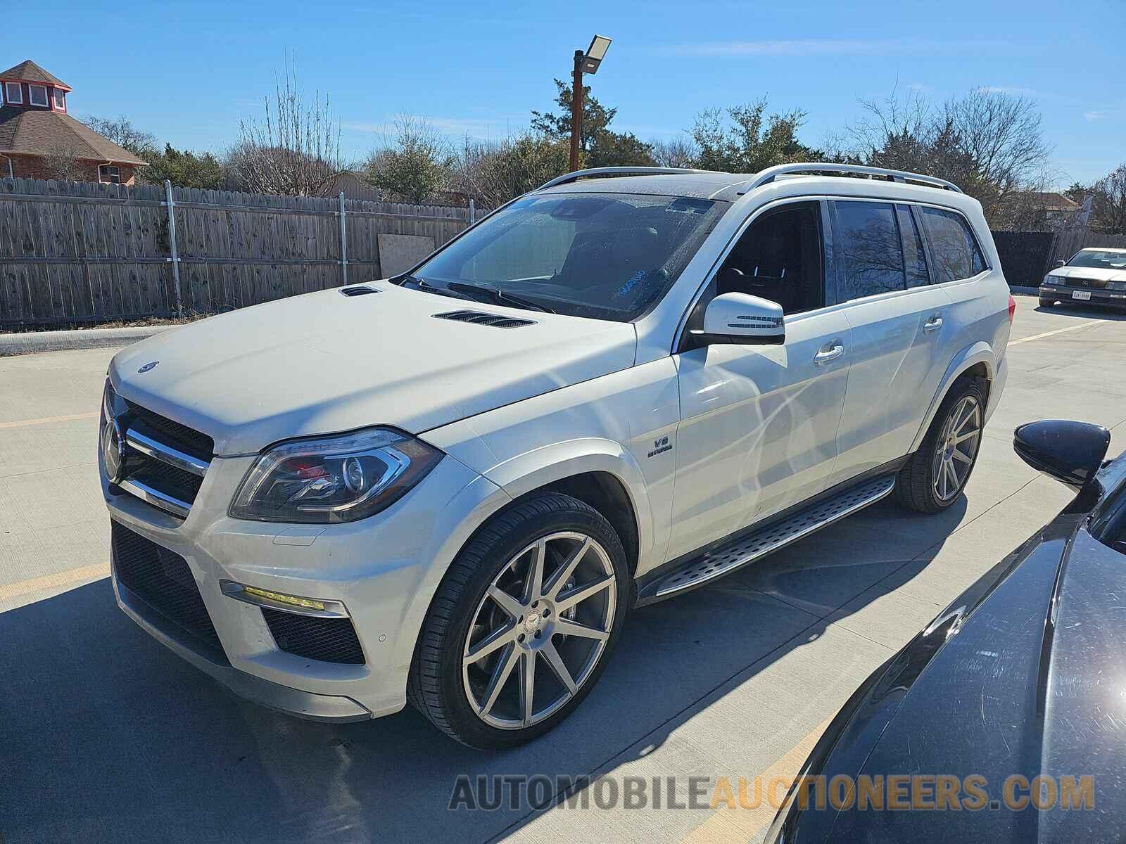 4JGDF7EE3FA523329 Mercedes-Benz GL 2015