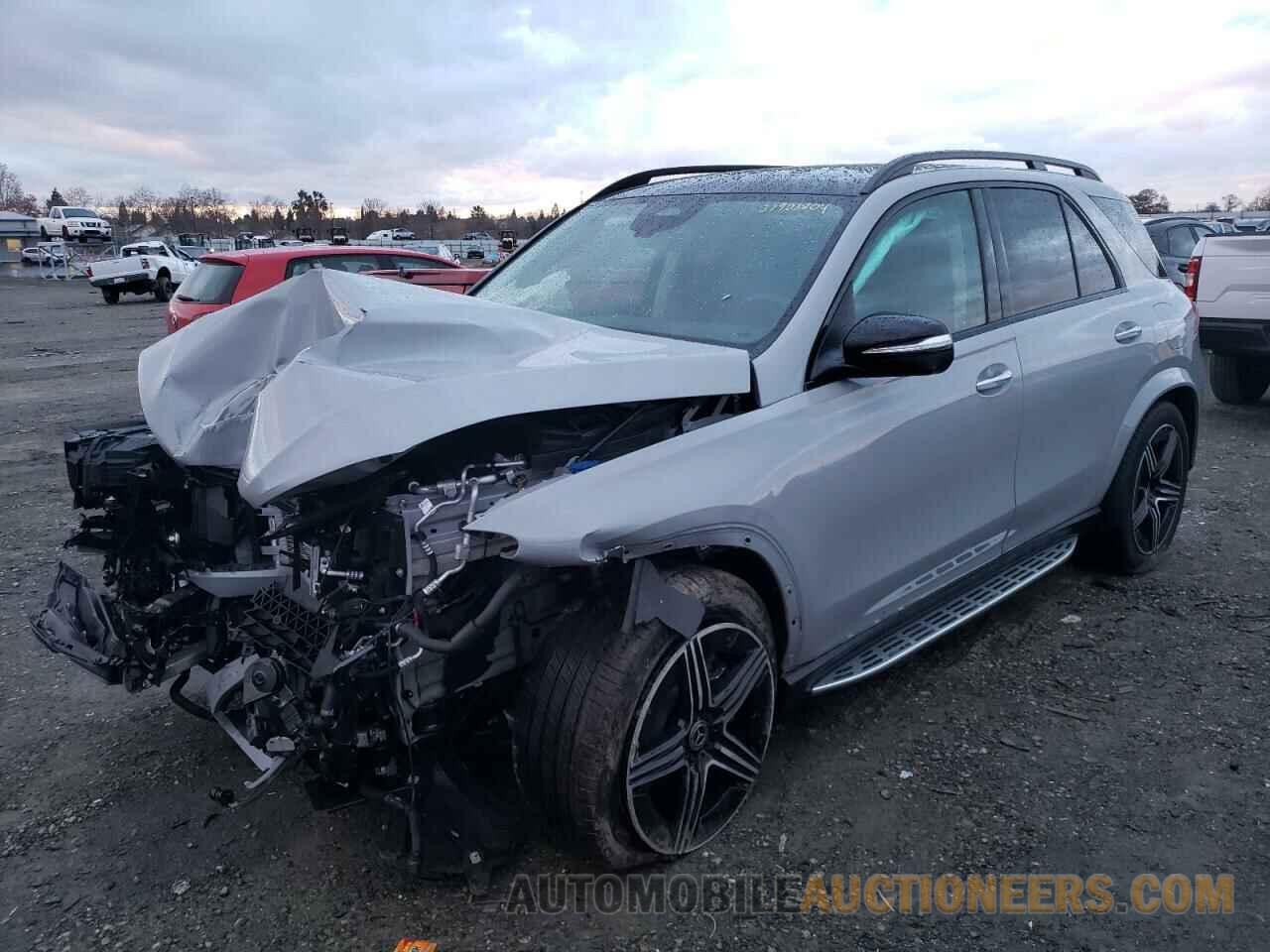 4JGFB4GB3RB045207 MERCEDES-BENZ GLE 450E 4 2024