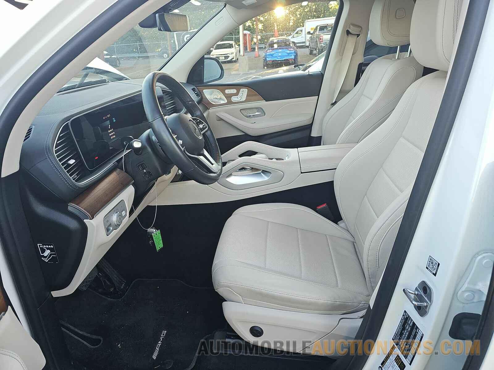 4JGFF5KE9NA700126 Mercedes-Benz GLS 2022