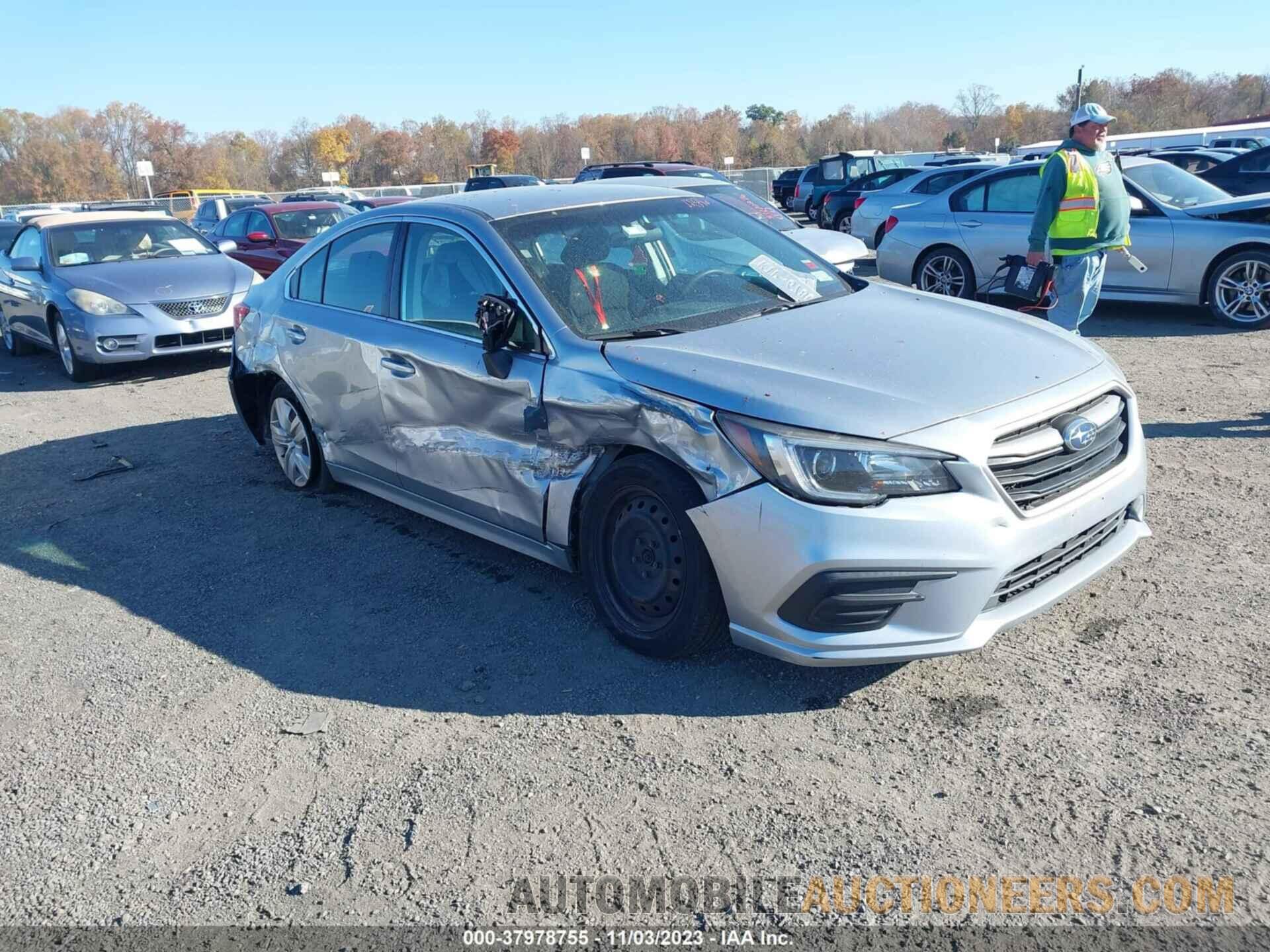 4S3BNAA60J3044972 SUBARU LEGACY 2018