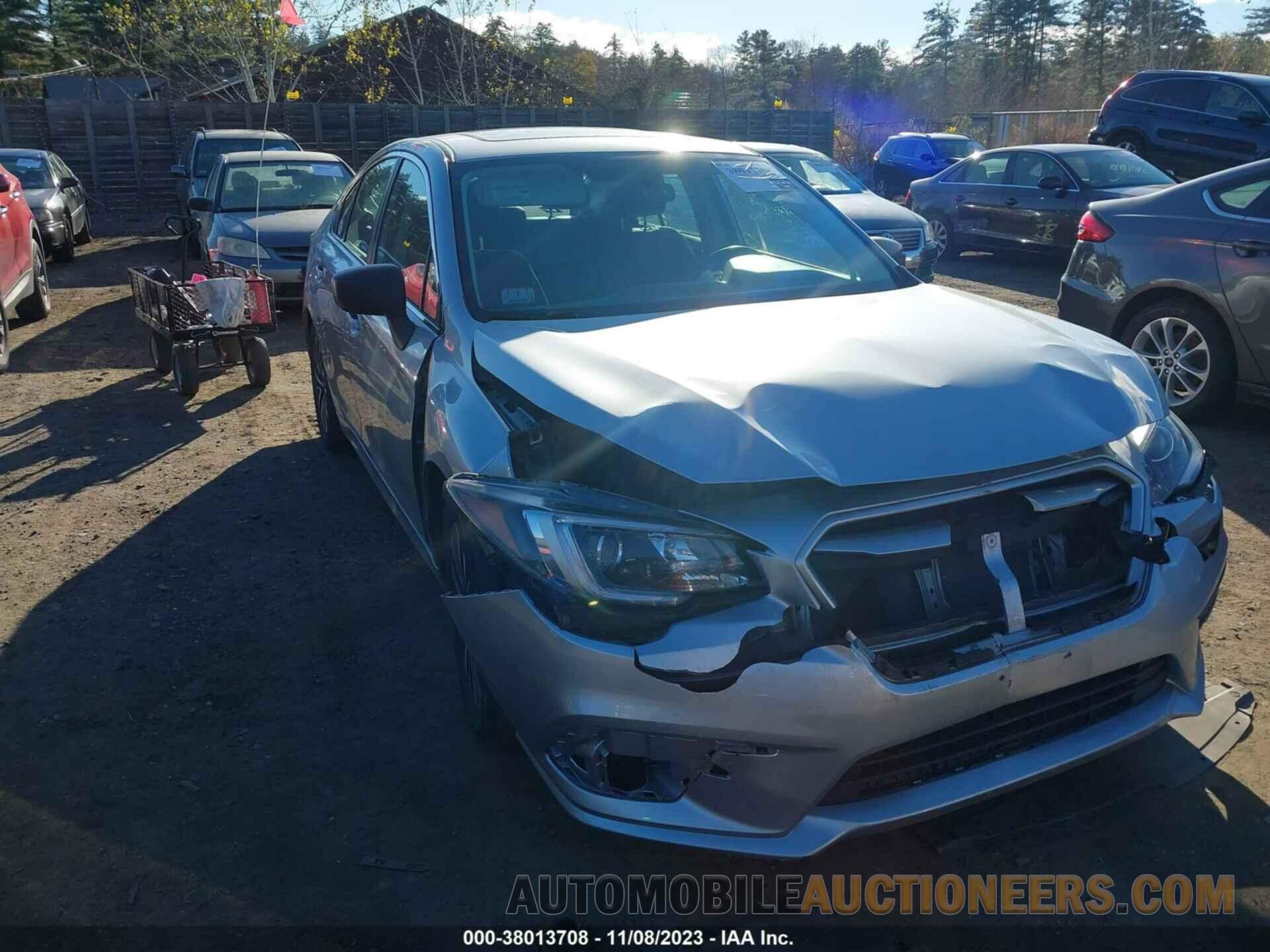 4S3BNAB63J3020339 SUBARU LEGACY 2018