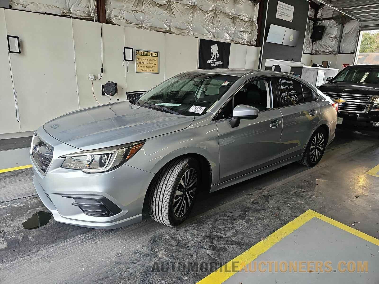 4S3BNAC65J3039733 Subaru Legacy 2.5i 2018