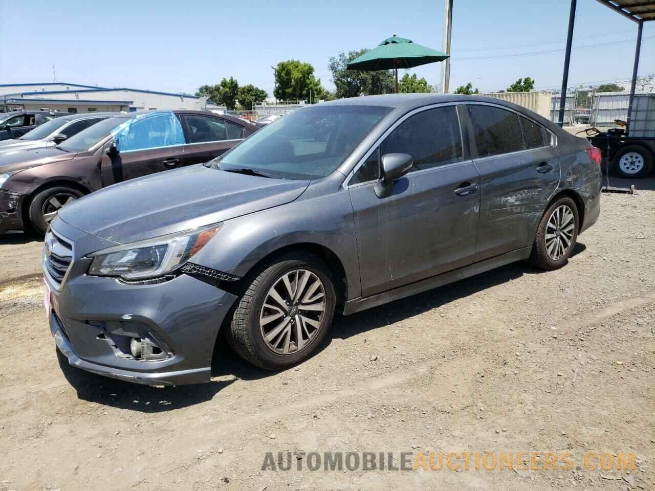 4S3BNAF64J3042196 SUBARU LEGACY 2018