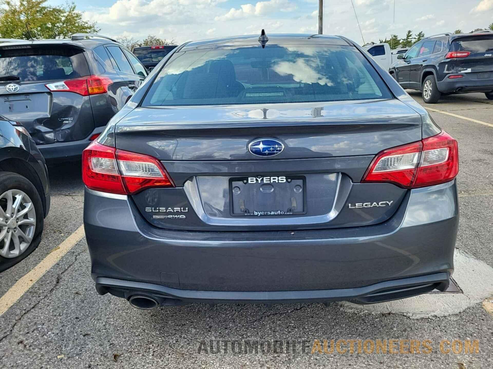 4S3BNAF66J3020572 SUBARU LEGACY 2018