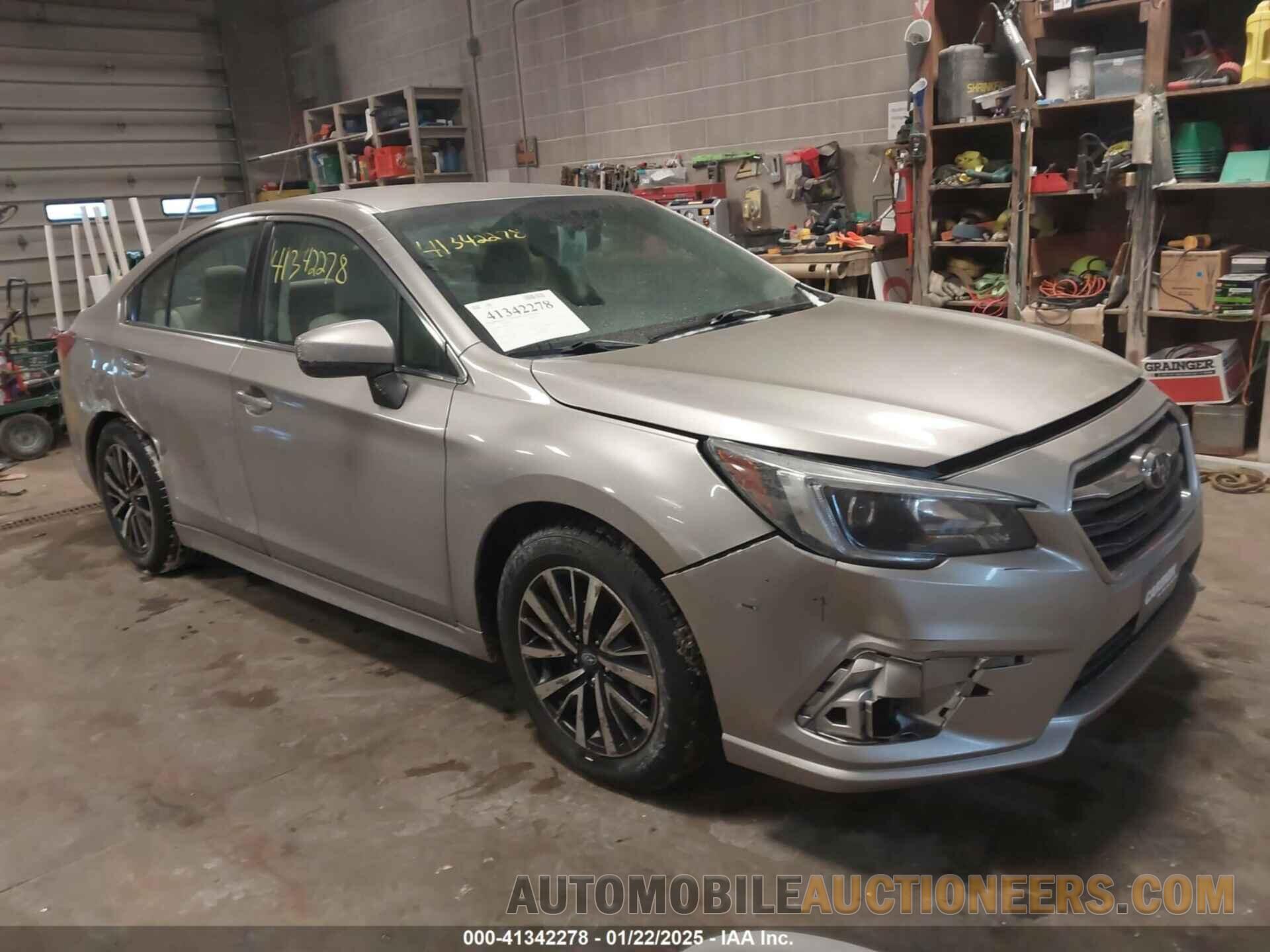 4S3BNAF66K3027717 SUBARU LEGACY 2019