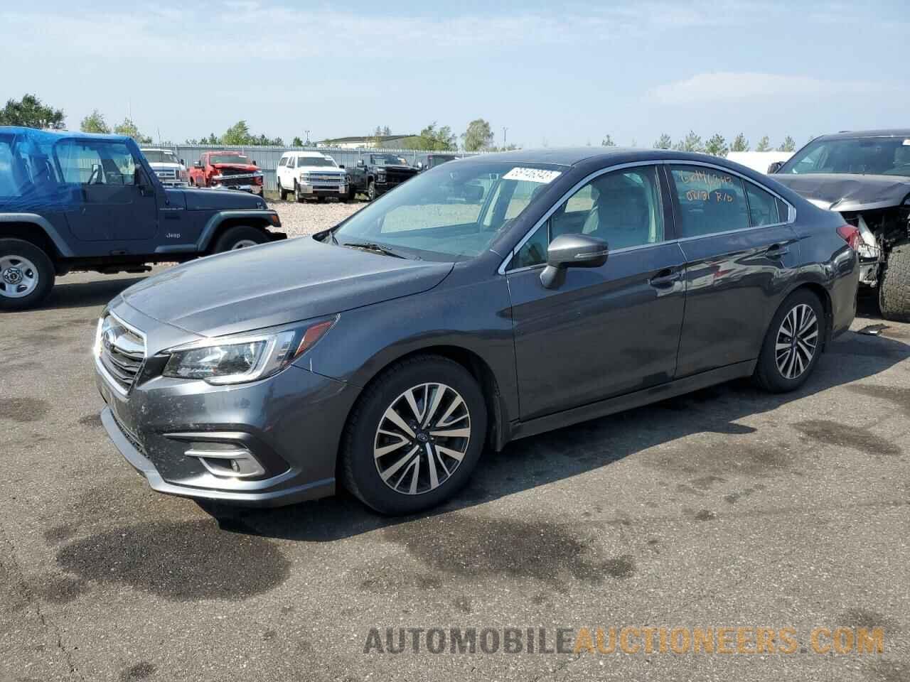 4S3BNAF68J3017477 SUBARU LEGACY 2018