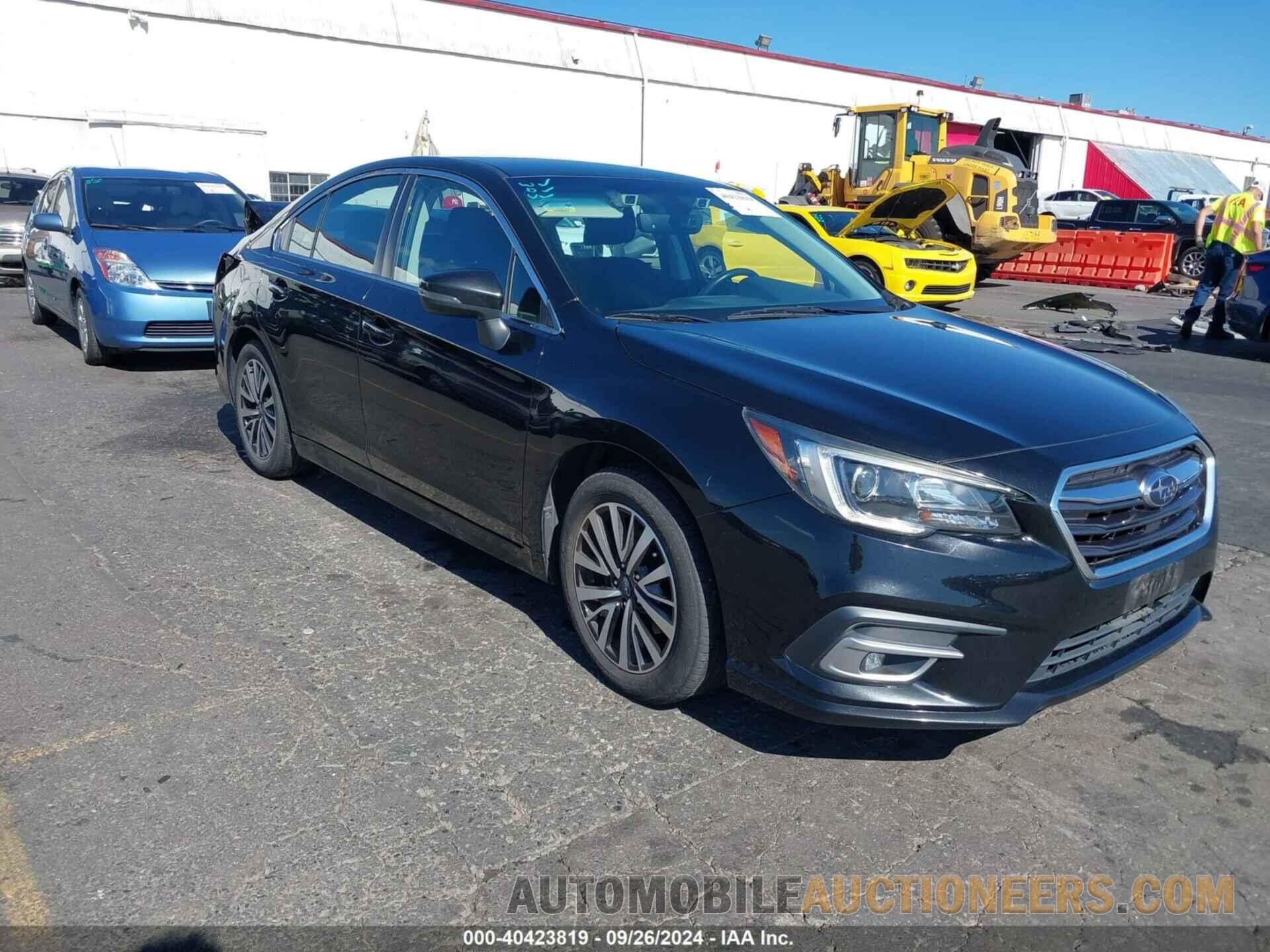 4S3BNAF68J3042010 SUBARU LEGACY 2018