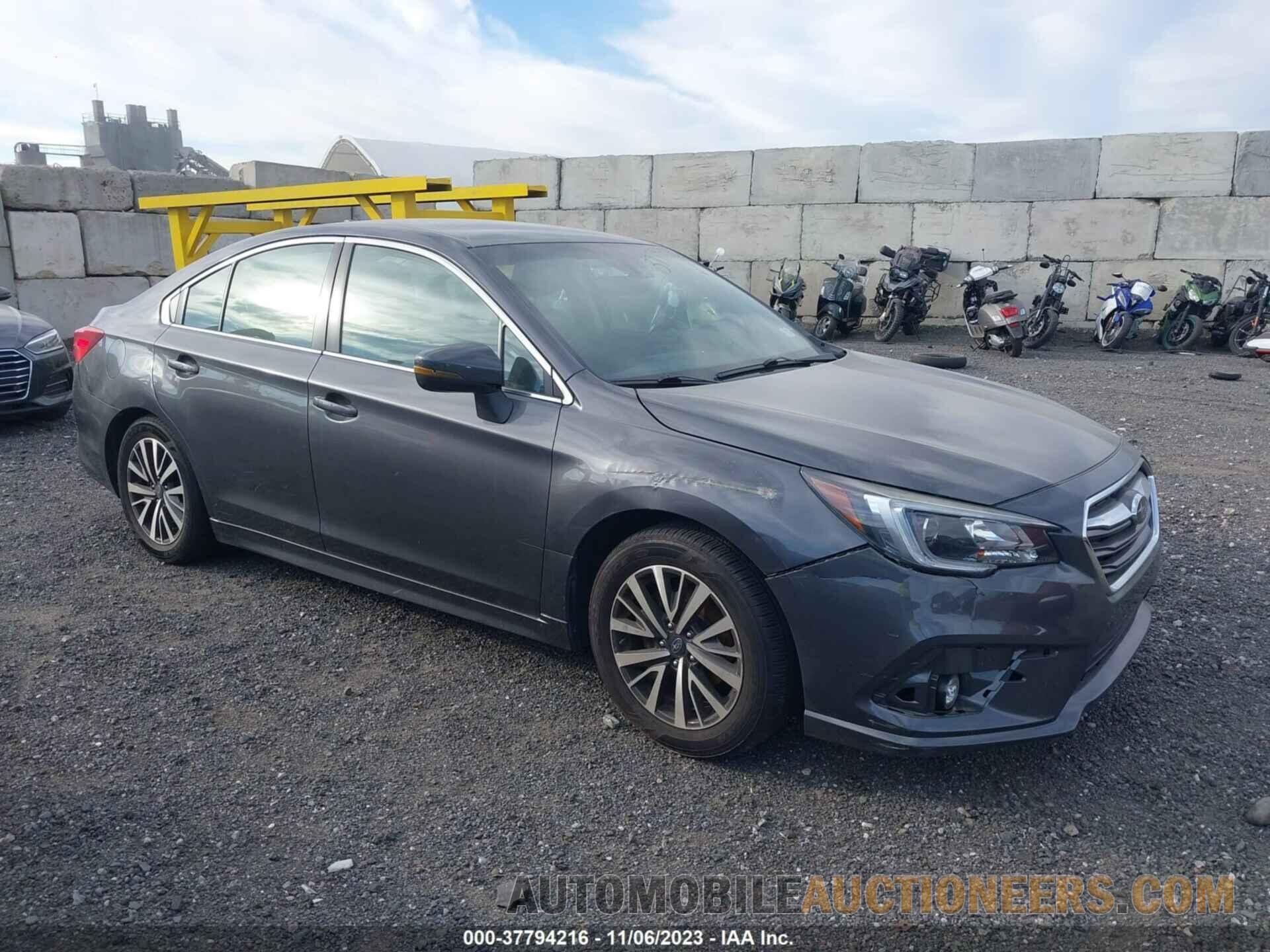 4S3BNAF68J3042590 SUBARU LEGACY 2018