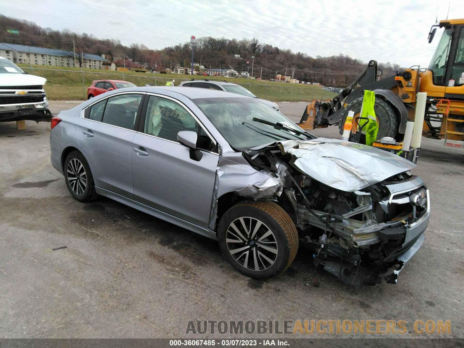 4S3BNAF69J3042355 SUBARU LEGACY 2018